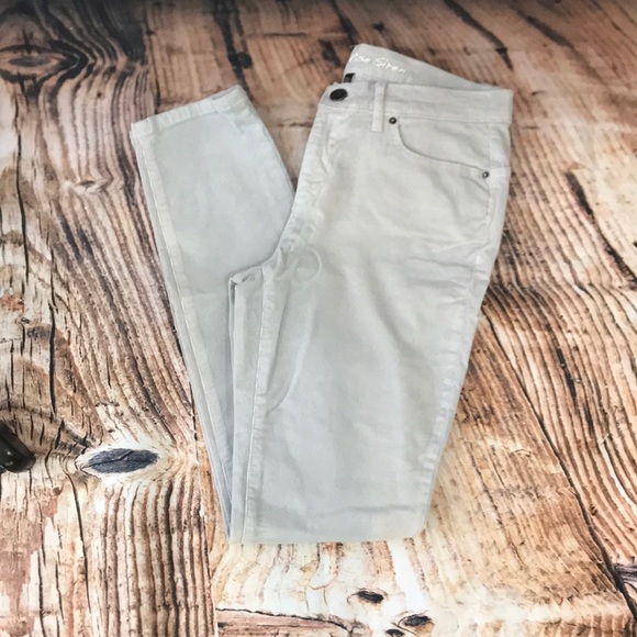 Victoria’s Secret light grey corduroy jeans size 8 - Picture 3 of 4